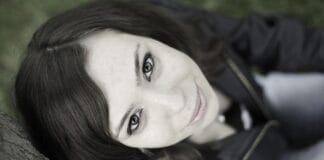 Co powinna oferować agencja hostess dla branży motoryzacyjnej?